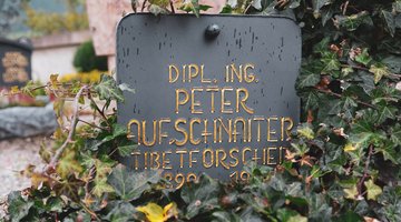 Der Grabstein von Peter Aufschnaiter
