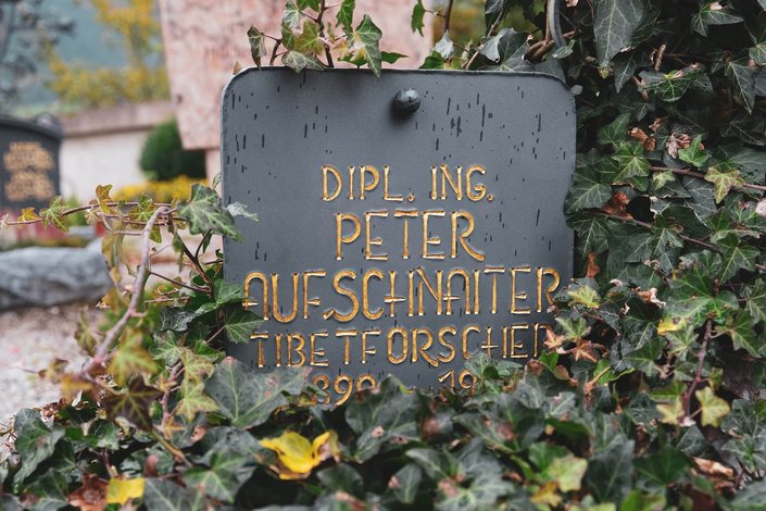 Der Grabstein von Peter Aufschnaiter