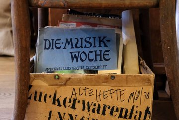 Box mit Erinnerungsstücken 