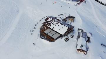 Blick von oben auf die Sonnalm