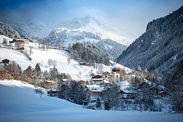 Ortsansicht Aurach im Winter