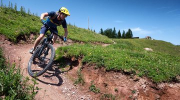 Downhill Radfahrer