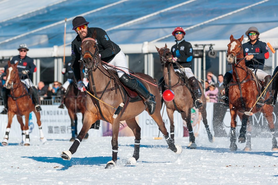 SnowPolo