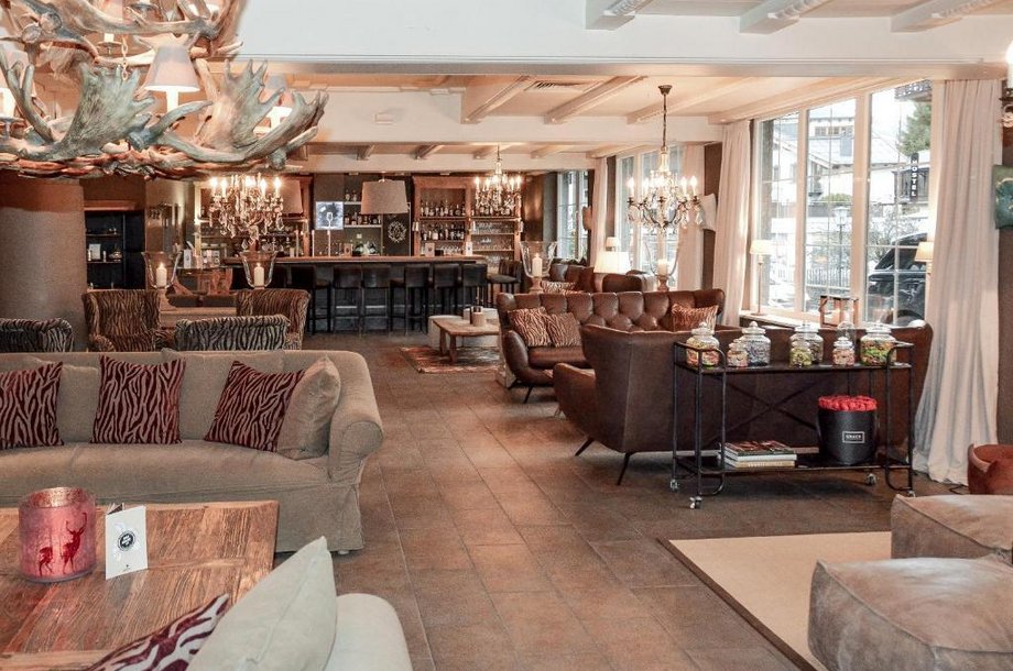 Lounge-Bar-Maria-Theresia.jpg