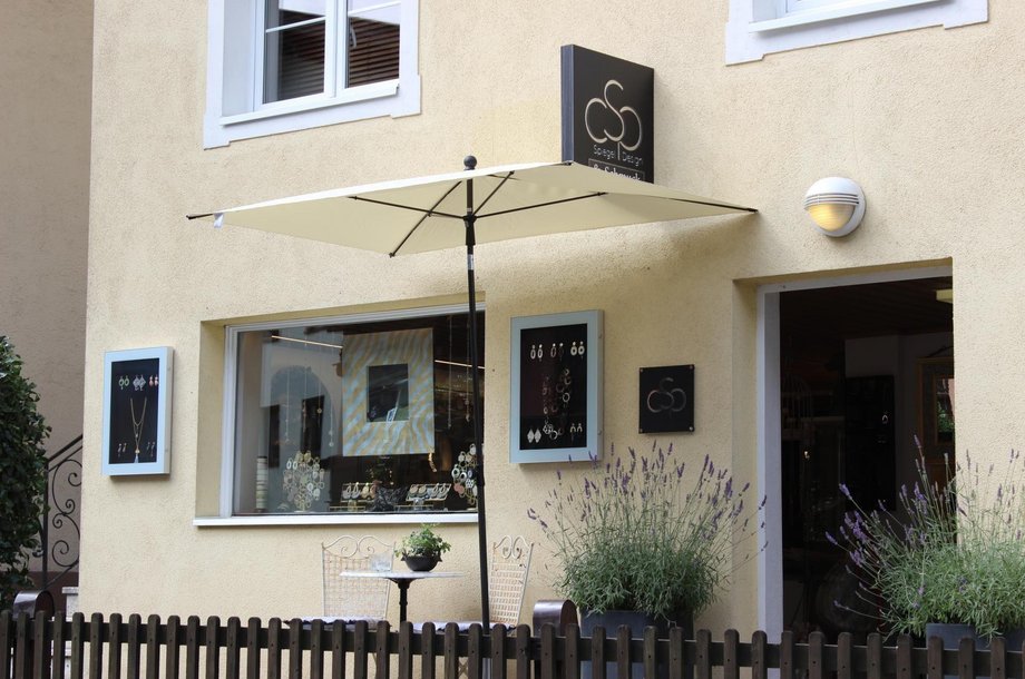 Spiegel-Design-Schmuck.jpg