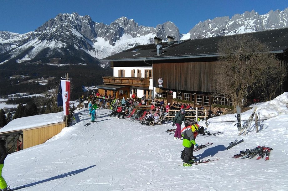 Jausenstation-Hollenauer-KreuzWinter20221.jpg