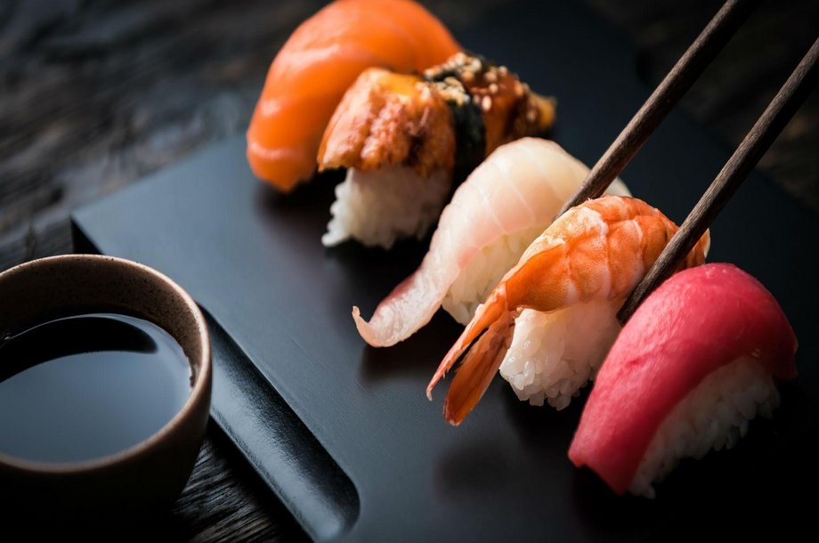 Rozu-Sushi-Bar.jpg