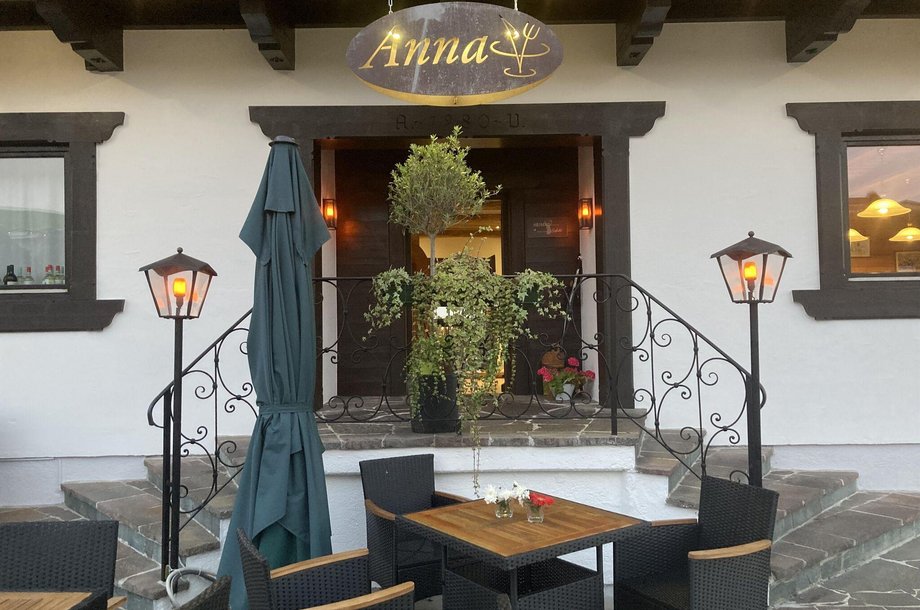 Anna-Sommer.jpg
