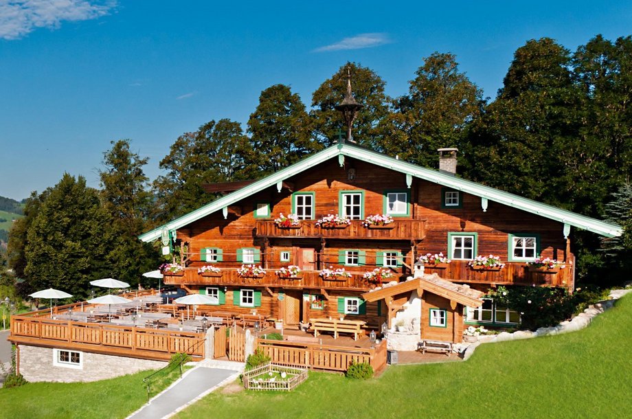 Sonnenterrasse-Berggasthof-Hagstein-Kitzbuehel.jpg