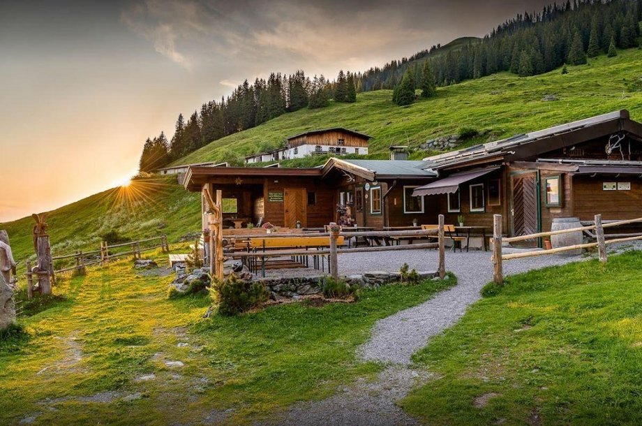 Hochwildalm-Sommer.jpg