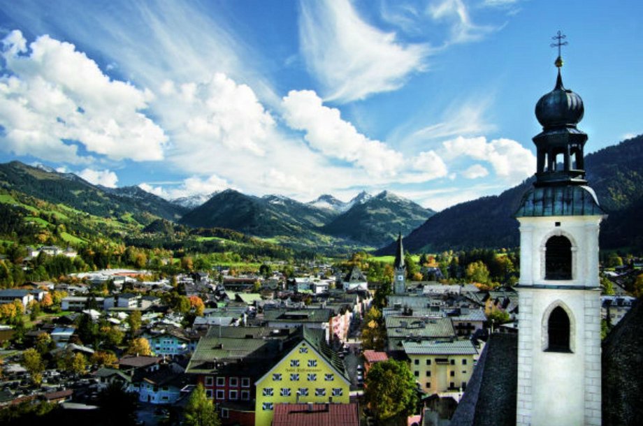 Kitzbueheler-Innenstadt-Sommer.jpg