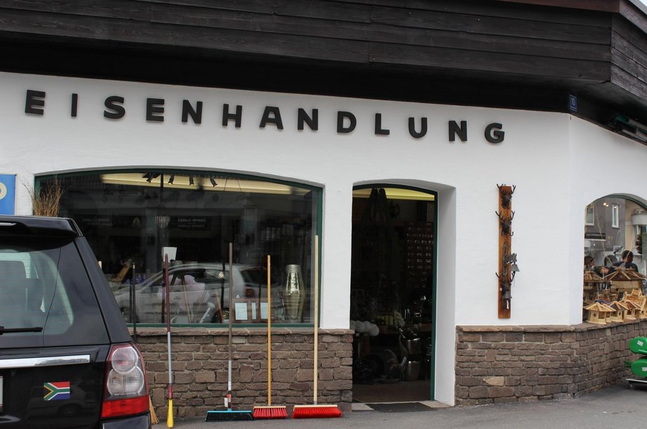 Salvenmoser-Eisenwaren.jpg